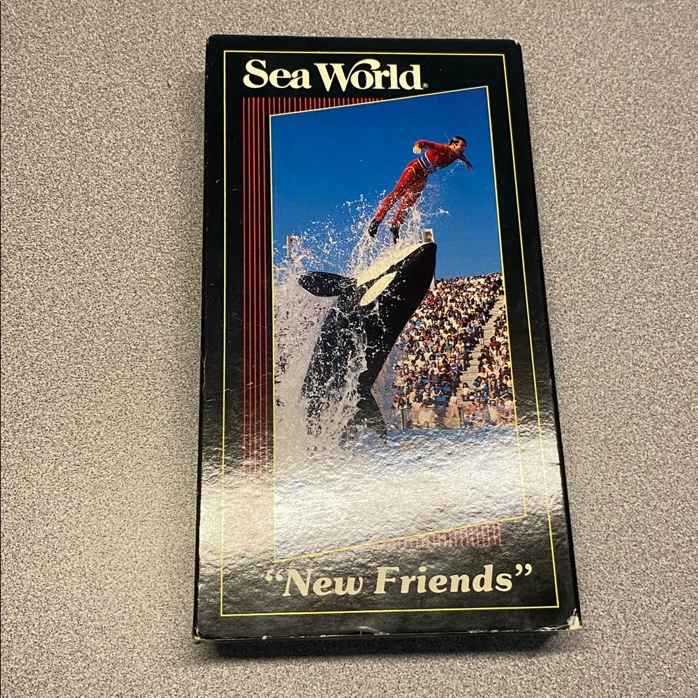 Vintage/Retro 1980s - Sea World 'New Friends' VHS Tape Video Cassette